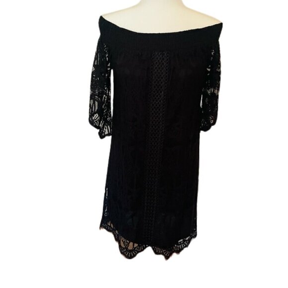 Francesca's Collections Black Off-Shoulder Lace Mini Dress Size M - Picture 1 of 15